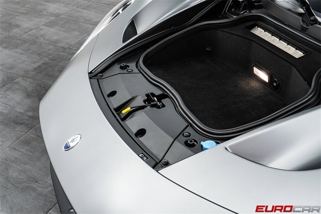 2023 Maserati MC20 Cielo  *MASSIVE $314,545 MSRP * SPECIAL FACTORY MATTE PAINT * CERAMIC BRAKES* - Photo 13 - Costa Mesa, CA 92626