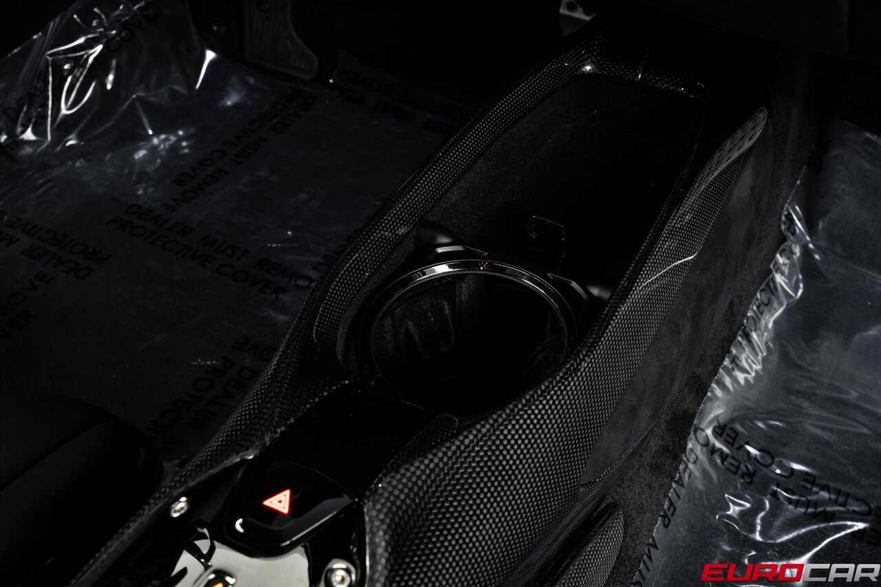 2022 Ferrari SF90 Stradale  *HUGE CARBON OPTIONS * CARBON FIBER WHEELS * EXTENDED FIORANO* - Photo 39 - Costa Mesa, CA 92626