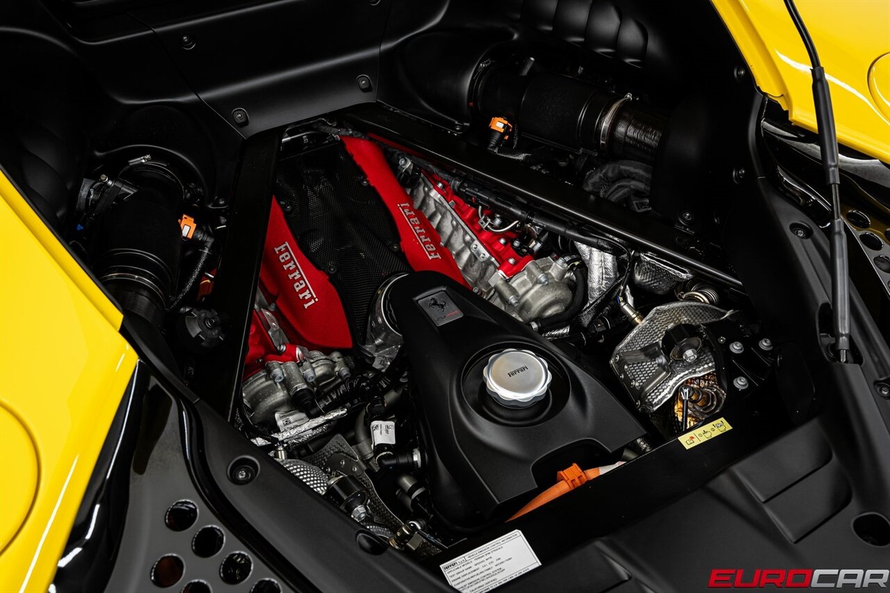 2022 Ferrari SF90 Stradale  *HUGE CARBON OPTIONS * CARBON FIBER WHEELS * EXTENDED FIORANO* - Photo 26 - Costa Mesa, CA 92626