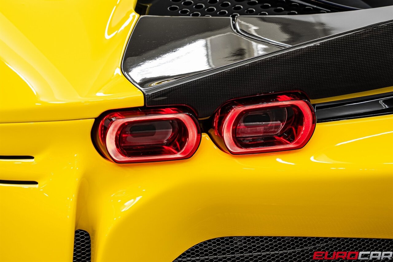 2022 Ferrari SF90 Stradale  *HUGE CARBON OPTIONS * CARBON FIBER WHEELS * EXTENDED FIORANO* - Photo 27 - Costa Mesa, CA 92626