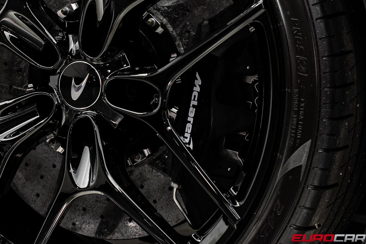 2024 McLaren 750S Spider Spider *TWO-TONE INTERIOR * IMMACULATE CONDITION*   - Photo 27 - Costa Mesa, CA 92626