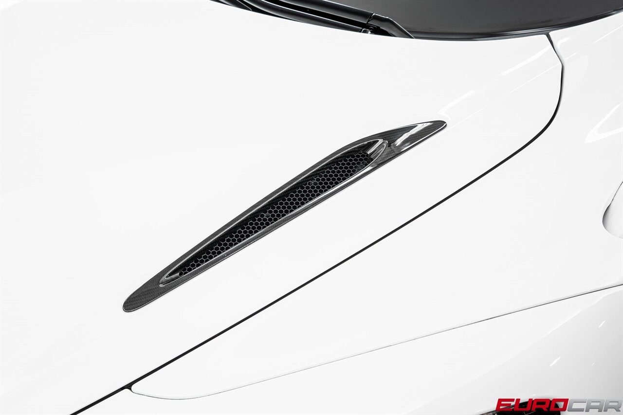 2024 McLaren 750S Spider Spider *TWO-TONE INTERIOR * IMMACULATE CONDITION*   - Photo 13 - Costa Mesa, CA 92626