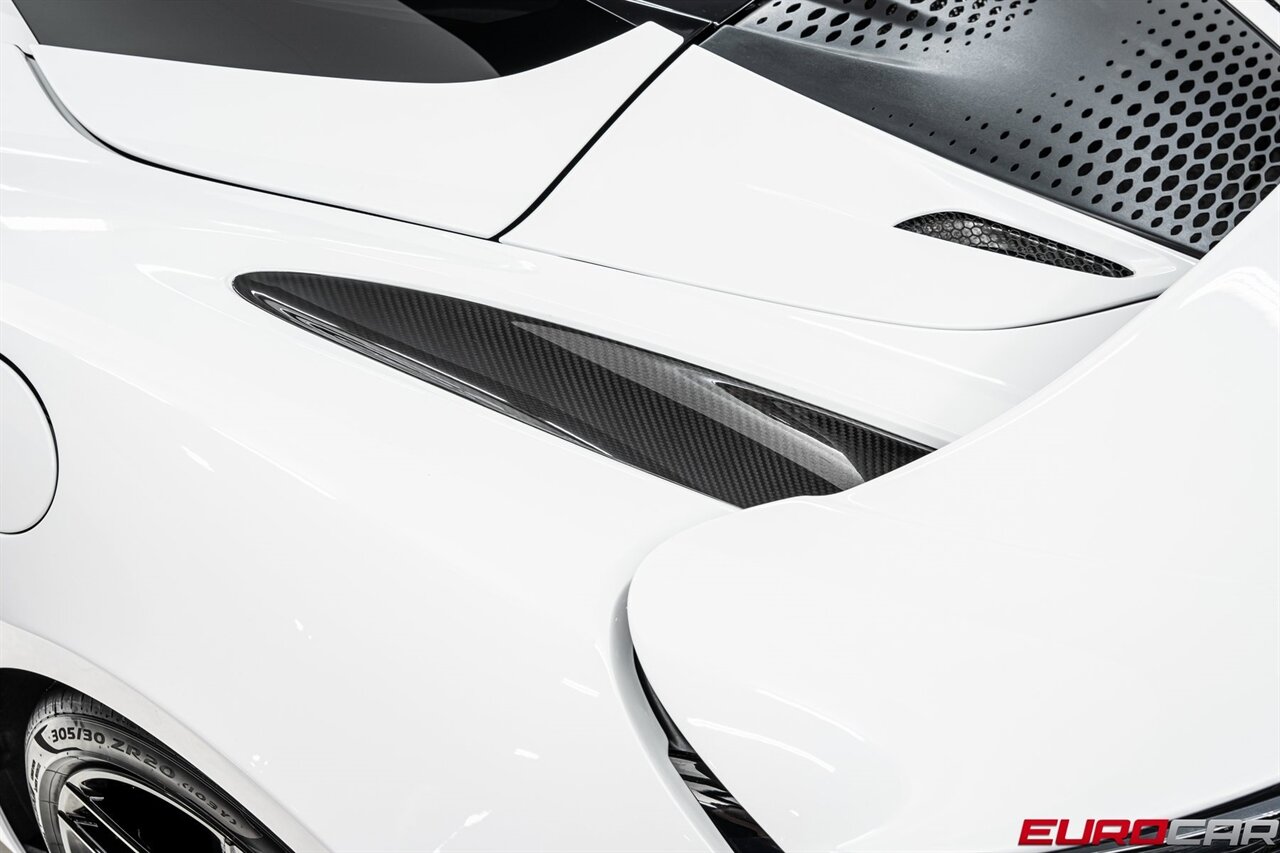 2024 McLaren 750S Spider Spider *TWO-TONE INTERIOR * IMMACULATE CONDITION*   - Photo 23 - Costa Mesa, CA 92626