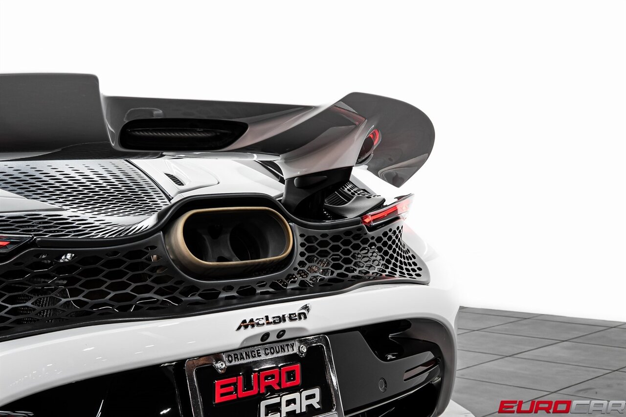 2024 McLaren 750S Spider Spider *TWO-TONE INTERIOR * IMMACULATE CONDITION*   - Photo 25 - Costa Mesa, CA 92626