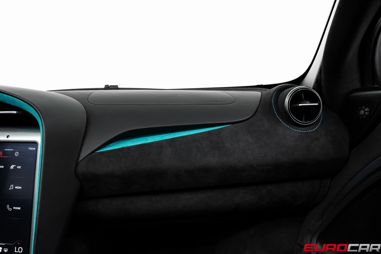 2024 McLaren 750S Spider Spider *TWO-TONE INTERIOR * IMMACULATE CONDITION*   - Photo 38 - Costa Mesa, CA 92626