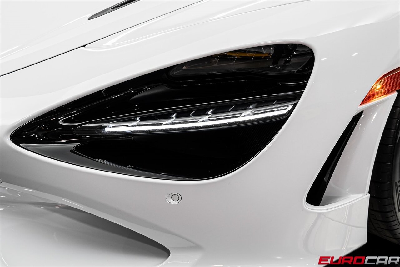 2024 McLaren 750S Spider Spider *TWO-TONE INTERIOR * IMMACULATE CONDITION*   - Photo 15 - Costa Mesa, CA 92626