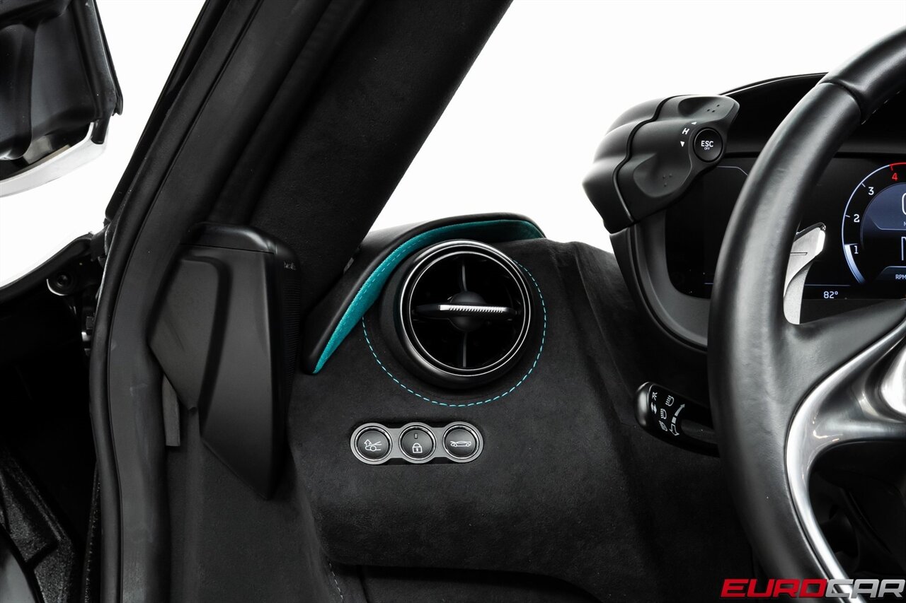 2024 McLaren 750S Spider Spider *TWO-TONE INTERIOR * IMMACULATE CONDITION*   - Photo 31 - Costa Mesa, CA 92626