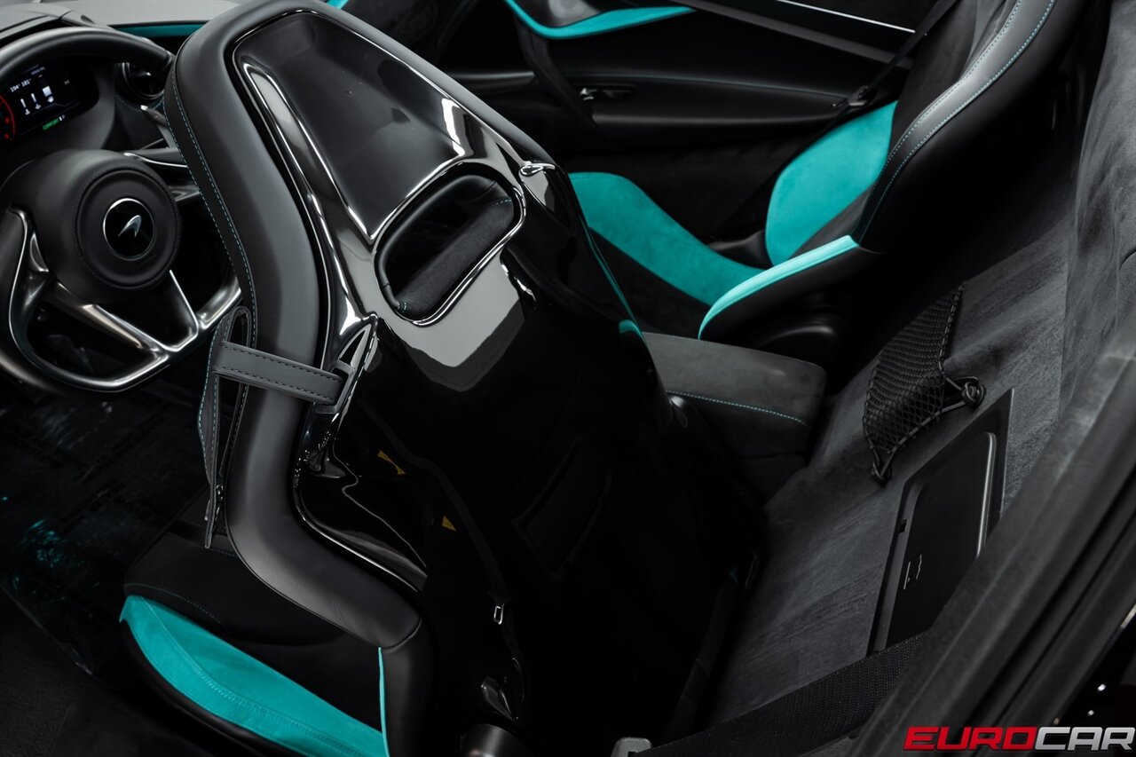 2024 McLaren 750S Spider Spider *TWO-TONE INTERIOR * IMMACULATE CONDITION*   - Photo 44 - Costa Mesa, CA 92626