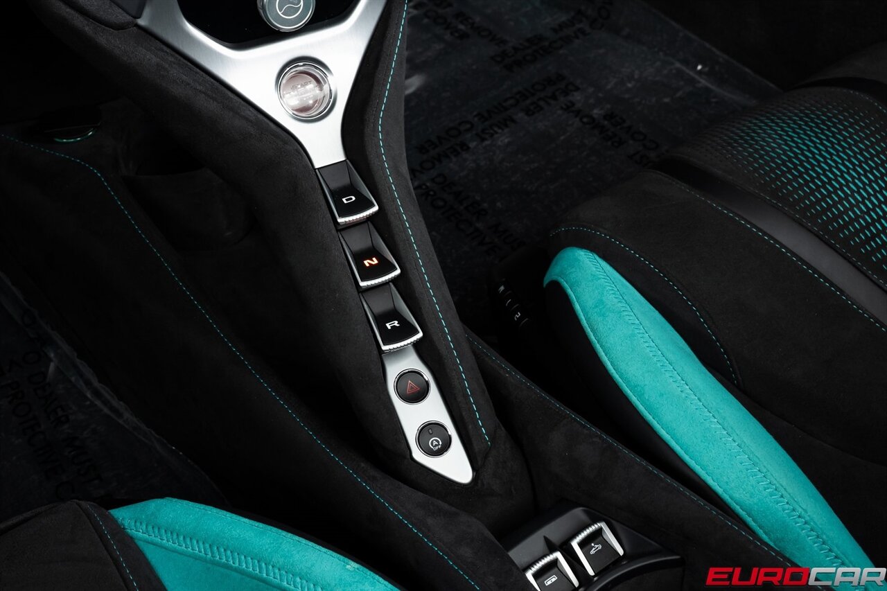 2024 McLaren 750S Spider Spider *TWO-TONE INTERIOR * IMMACULATE CONDITION*   - Photo 36 - Costa Mesa, CA 92626