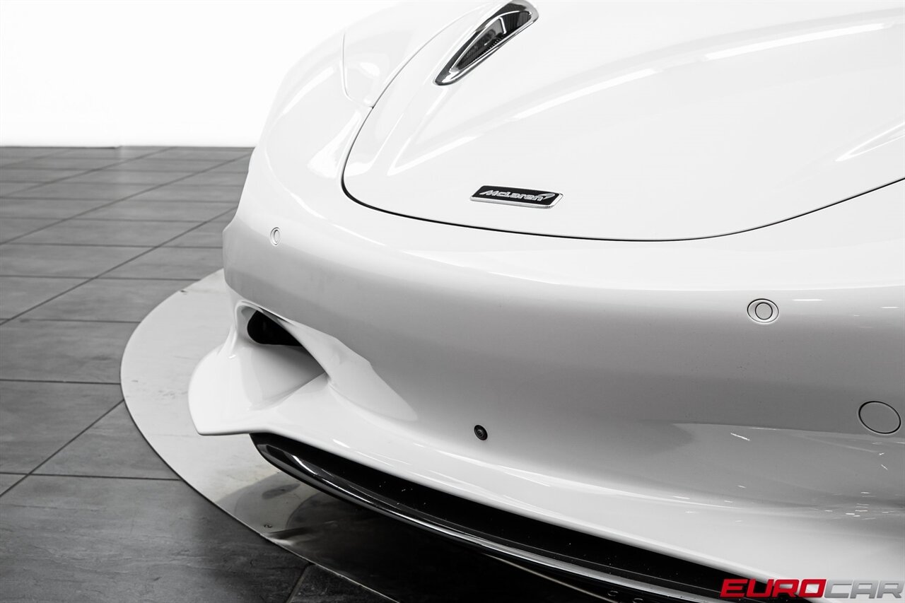 2024 McLaren 750S Spider Spider *TWO-TONE INTERIOR * IMMACULATE CONDITION*   - Photo 14 - Costa Mesa, CA 92626