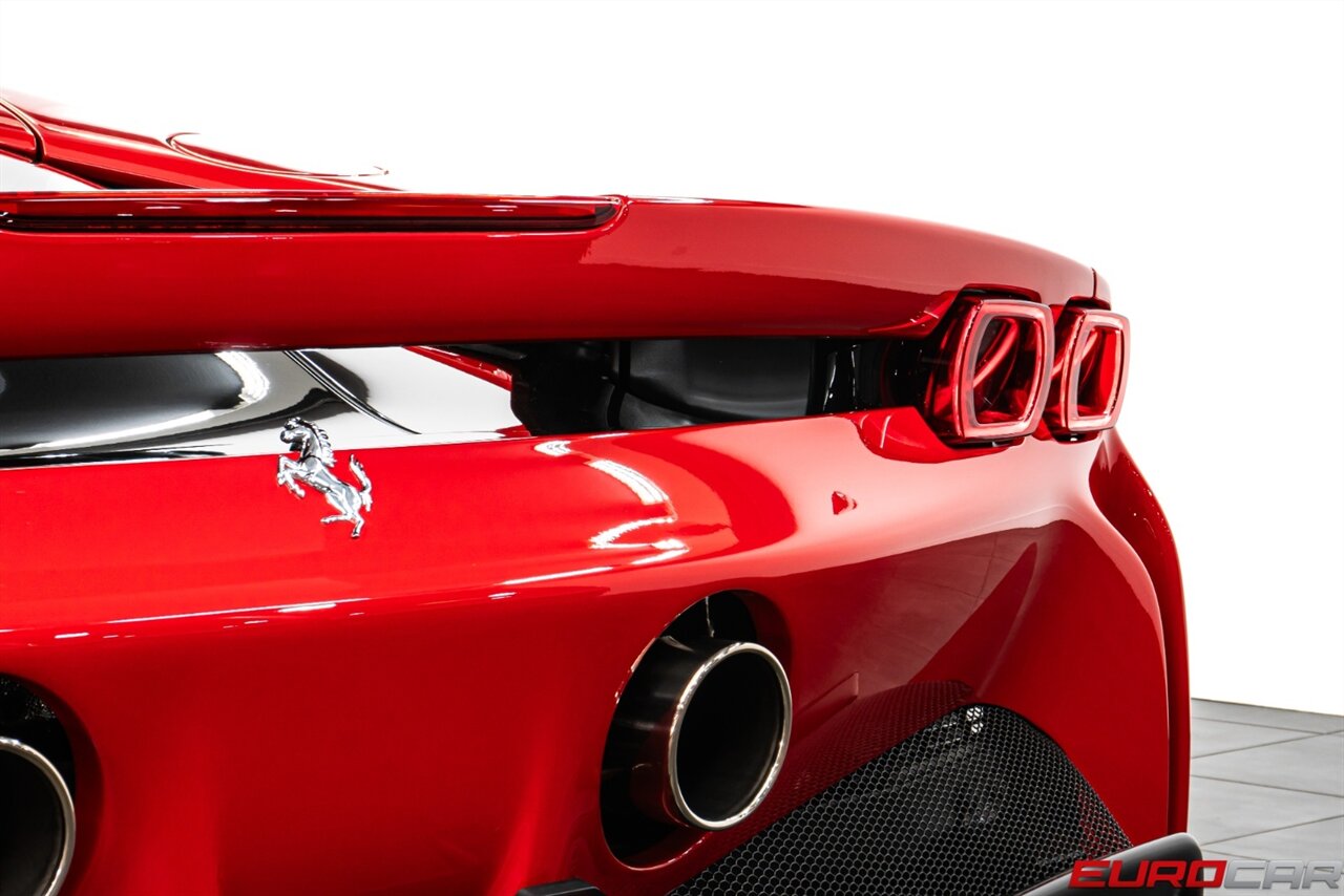 2023 Ferrari SF90 Stradale *CARBON FIBER INTERIOR * SUSPENSION LIFTER* - Photo 25 - Costa Mesa, CA 92626