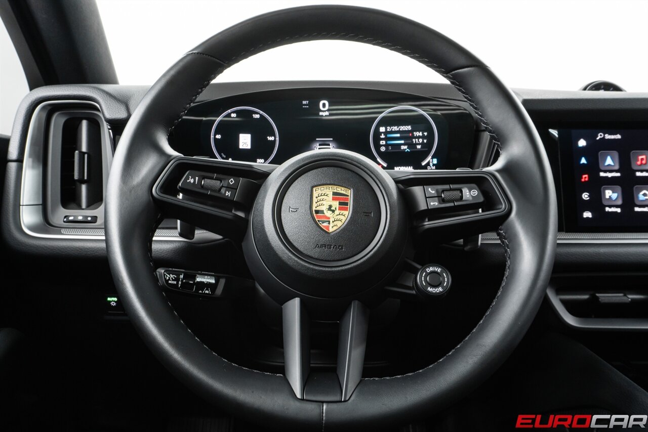 2024 Porsche Cayenne S Coupe  *ONLY 1,400 PAMPERED MILES * PREMIUM PACKAGE* - Photo 29 - Costa Mesa, CA 92626