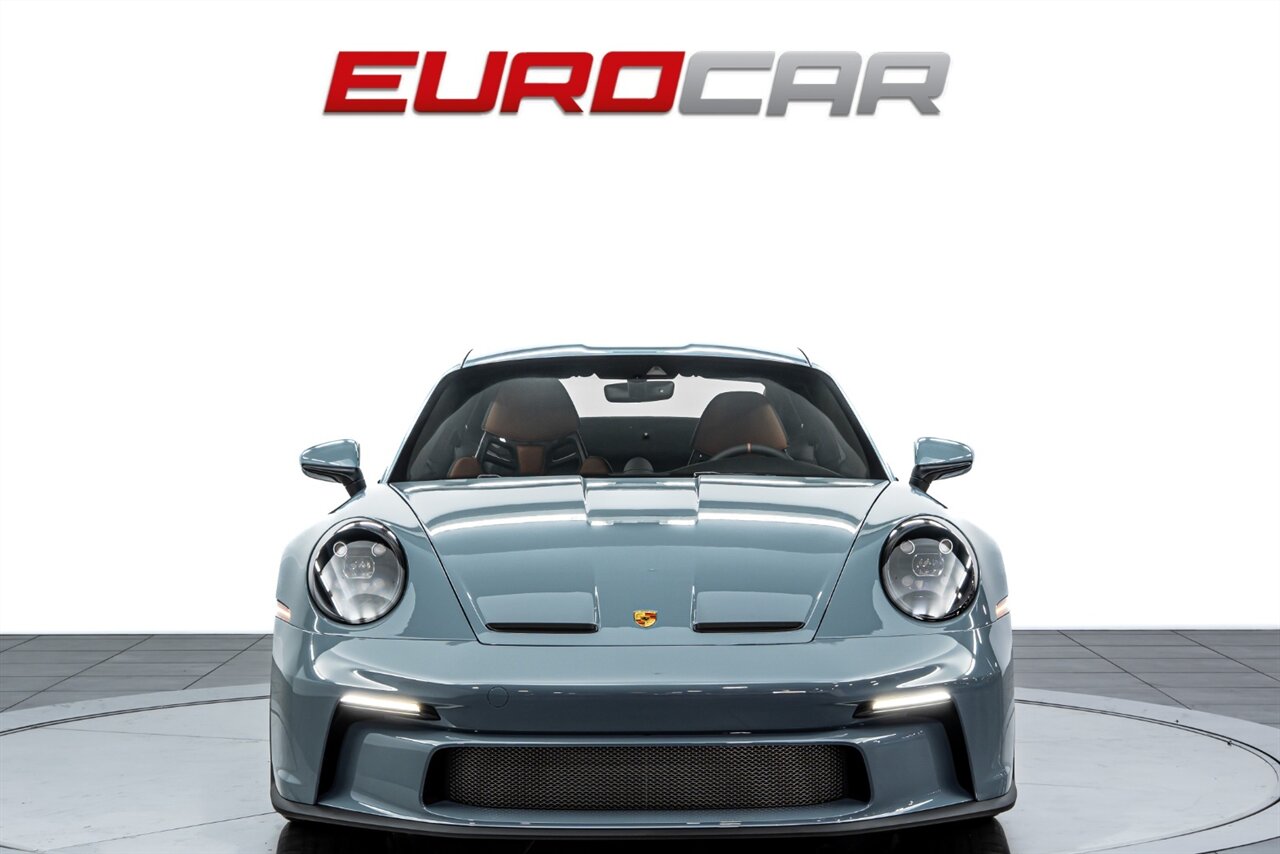 2024 Porsche 911 S/T *HERITAGE DESIGN PACKAGE * FRONT LIFT * 1 OF 1963 BUILT* - Photo 8 - Costa Mesa, CA 92626