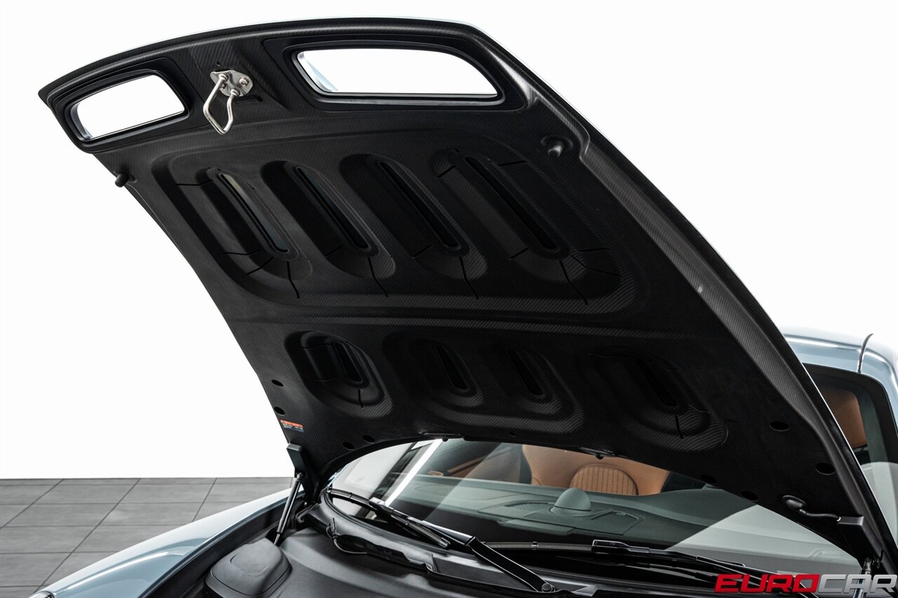 2024 Porsche 911 S/T *HERITAGE DESIGN PACKAGE * FRONT LIFT * 1 OF 1963 BUILT* - Photo 11 - Costa Mesa, CA 92626
