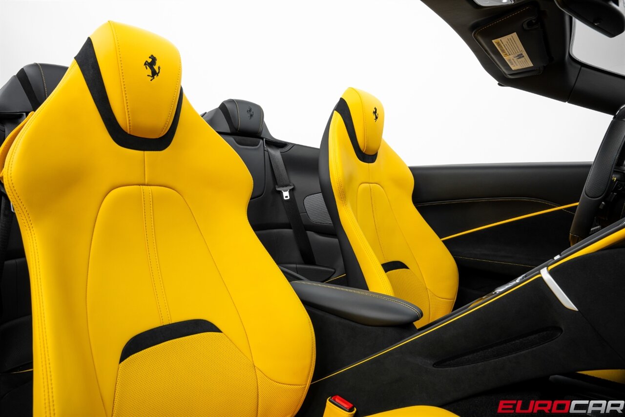 2025 Ferrari Roma Spider *FULL BODY PPF * CARBON FIBER LED STEERING WHEEL* - Photo 38 - Costa Mesa, CA 92626