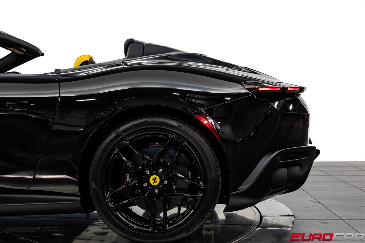2025 Ferrari Roma Spider *FULL BODY PPF * CARBON FIBER LED STEERING WHEEL* - Photo 18 - Costa Mesa, CA 92626
