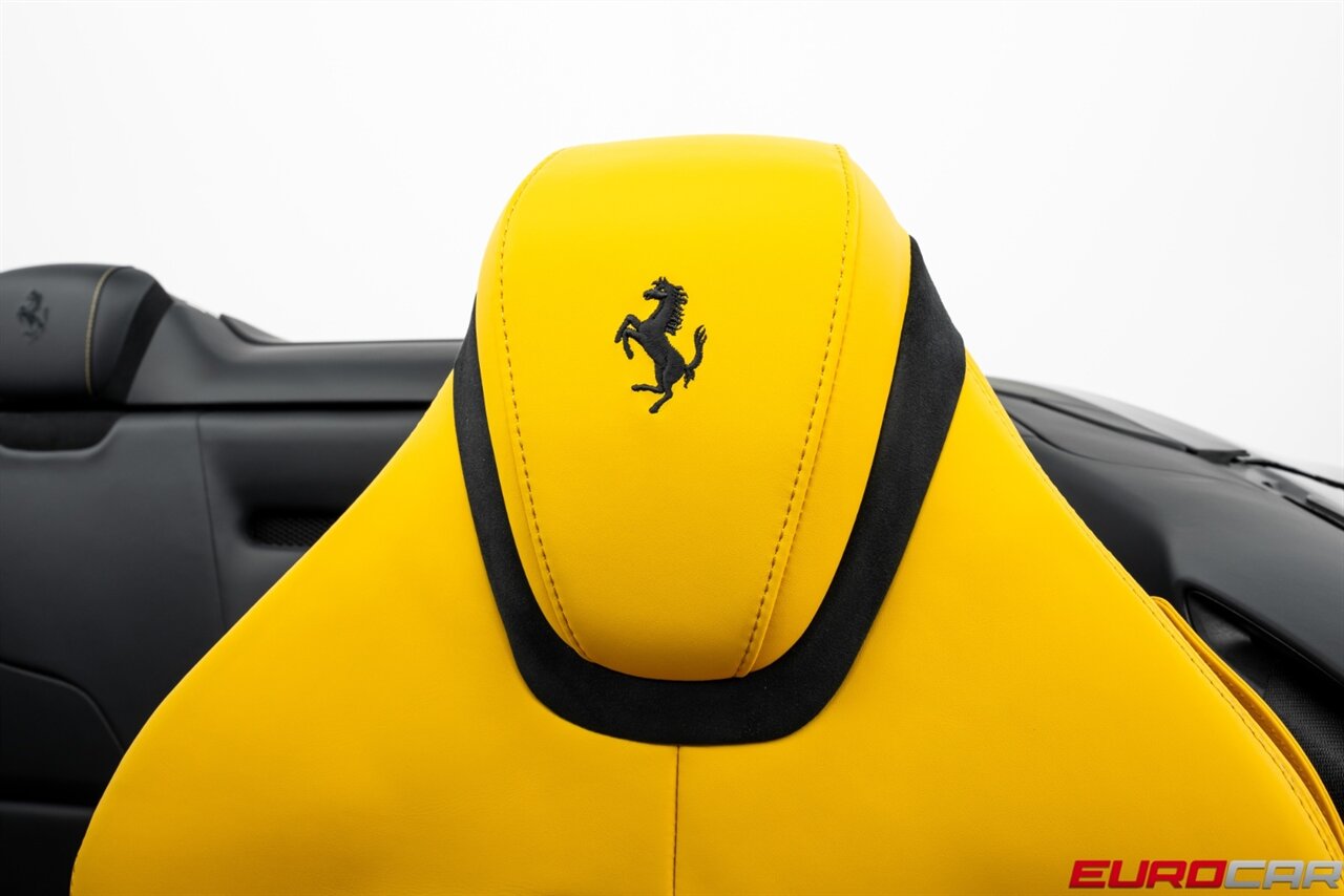 2025 Ferrari Roma Spider *FULL BODY PPF * CARBON FIBER LED STEERING WHEEL* - Photo 42 - Costa Mesa, CA 92626