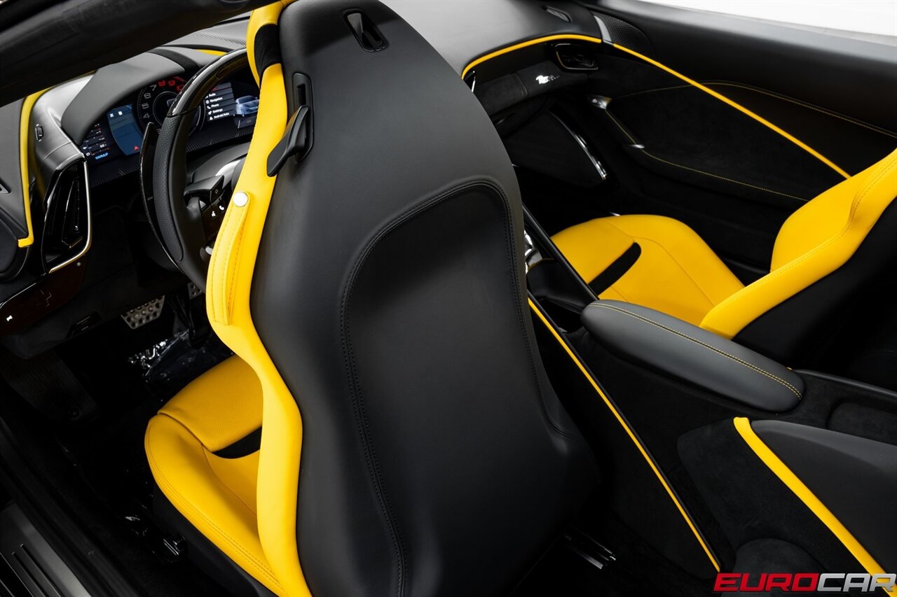 2025 Ferrari Roma Spider *FULL BODY PPF * CARBON FIBER LED STEERING WHEEL* - Photo 41 - Costa Mesa, CA 92626