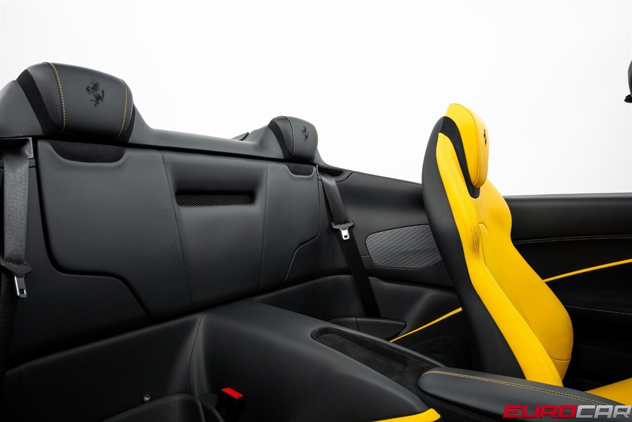 2025 Ferrari Roma Spider *FULL BODY PPF * CARBON FIBER LED STEERING WHEEL* - Photo 39 - Costa Mesa, CA 92626