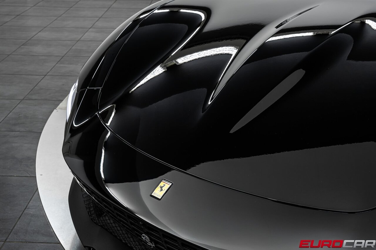 2025 Ferrari Roma Spider *FULL BODY PPF * CARBON FIBER LED STEERING WHEEL* - Photo 11 - Costa Mesa, CA 92626