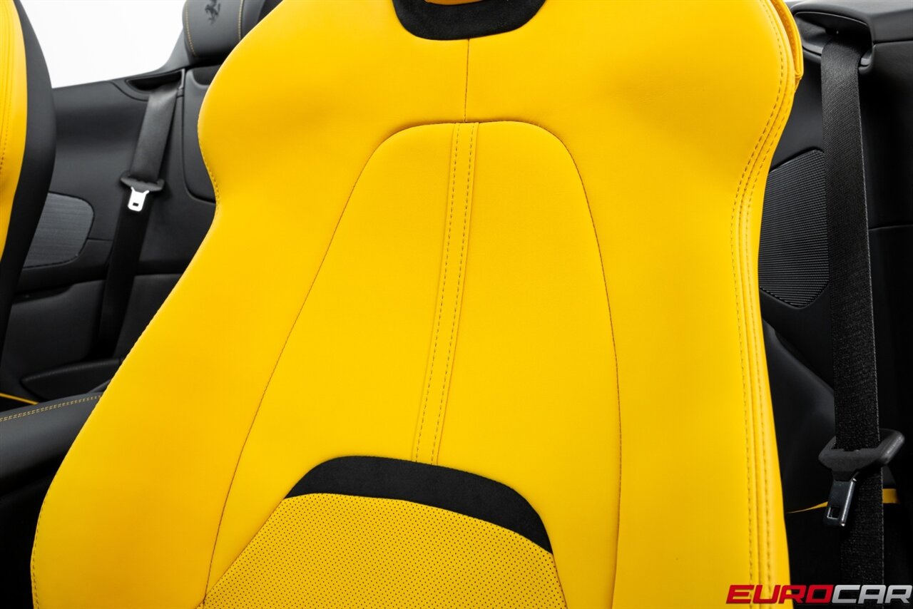 2025 Ferrari Roma Spider *FULL BODY PPF * CARBON FIBER LED STEERING WHEEL* - Photo 43 - Costa Mesa, CA 92626