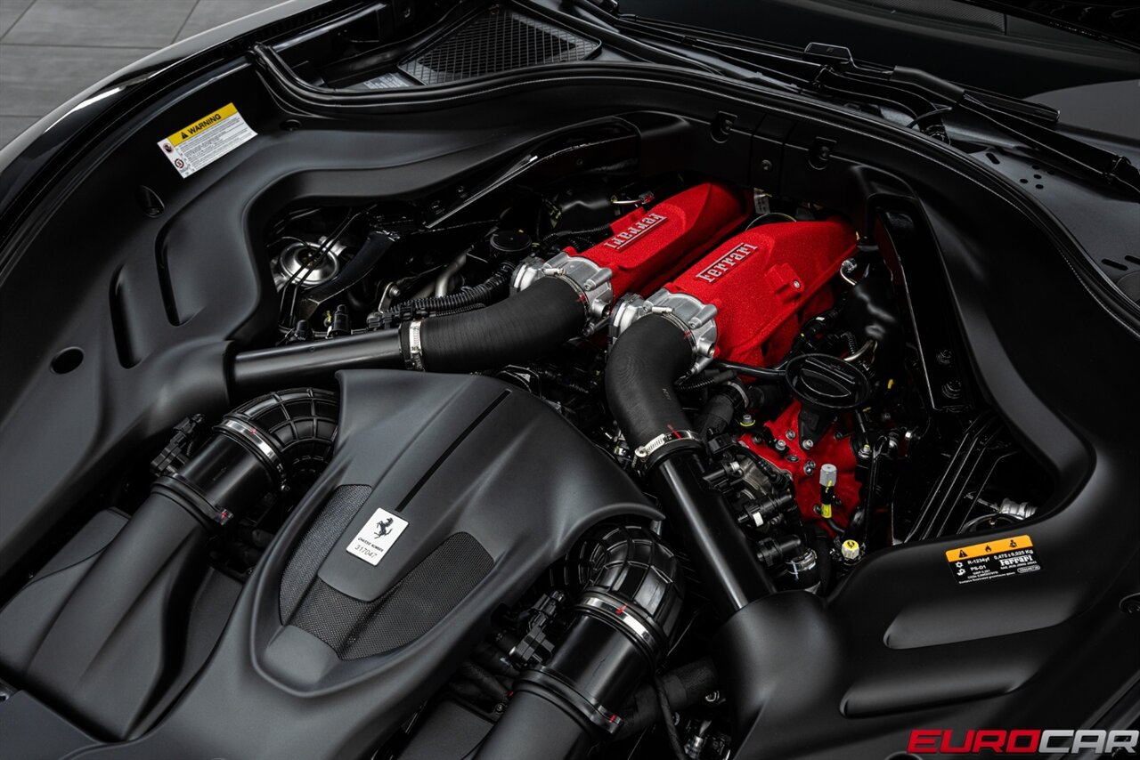 2025 Ferrari Roma Spider *FULL BODY PPF * CARBON FIBER LED STEERING WHEEL* - Photo 12 - Costa Mesa, CA 92626