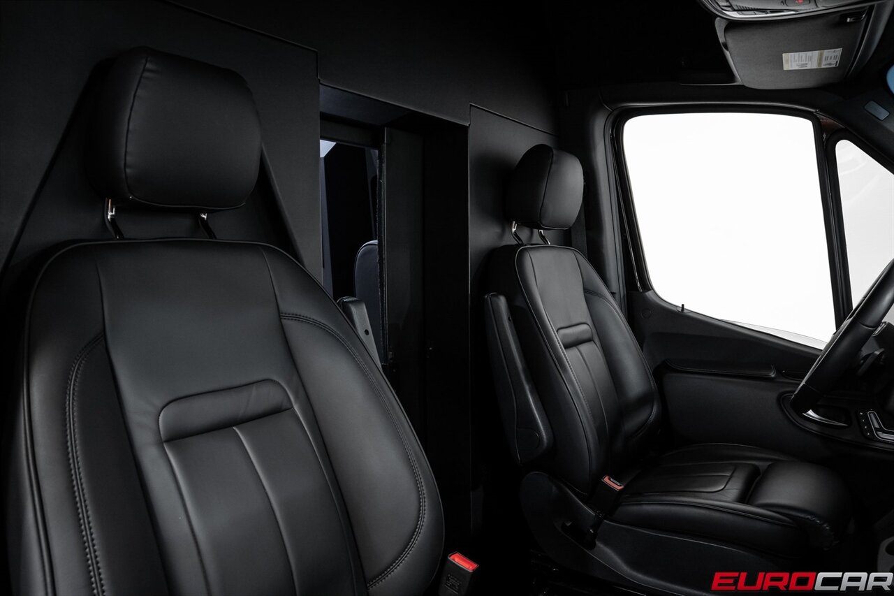 2022 Mercedes-Benz Sprinter Cargo 170 WB Extended  *CUSTOM INTERIOR * SHOOTING STAR HEADLINER* - Photo 25 - Costa Mesa, CA 92626
