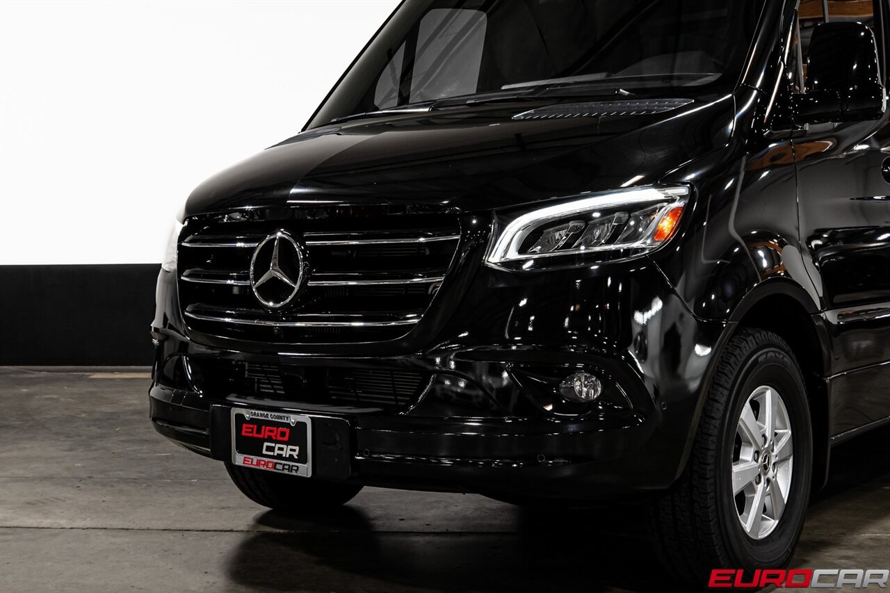 2022 Mercedes-Benz Sprinter Cargo 170 WB Extended  *CUSTOM INTERIOR * SHOOTING STAR HEADLINER* - Photo 9 - Costa Mesa, CA 92626