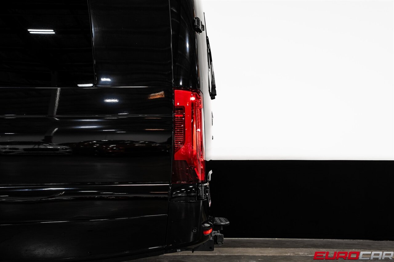 2022 Mercedes-Benz Sprinter Cargo 170 WB Extended  *CUSTOM INTERIOR * SHOOTING STAR HEADLINER* - Photo 13 - Costa Mesa, CA 92626