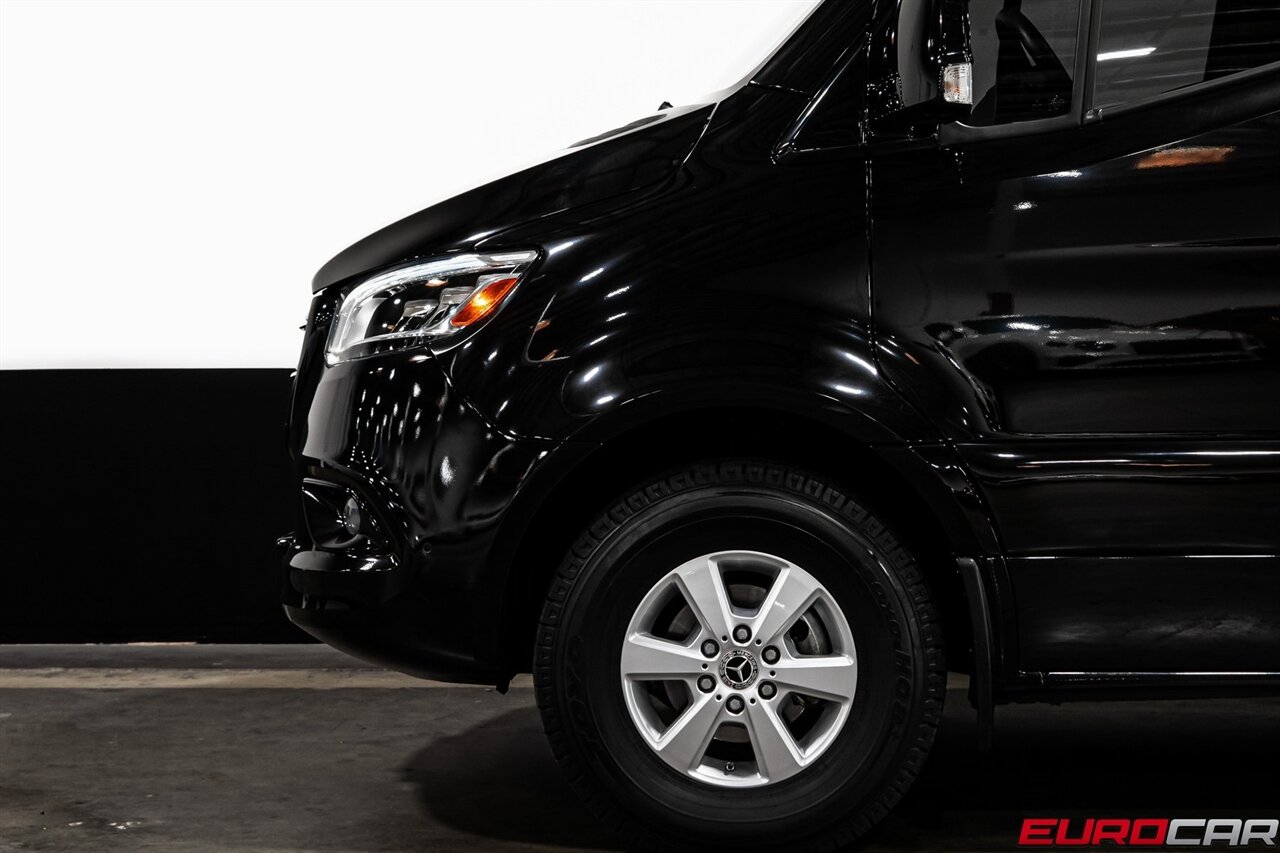 2022 Mercedes-Benz Sprinter Cargo 170 WB Extended  *CUSTOM INTERIOR * SHOOTING STAR HEADLINER* - Photo 11 - Costa Mesa, CA 92626