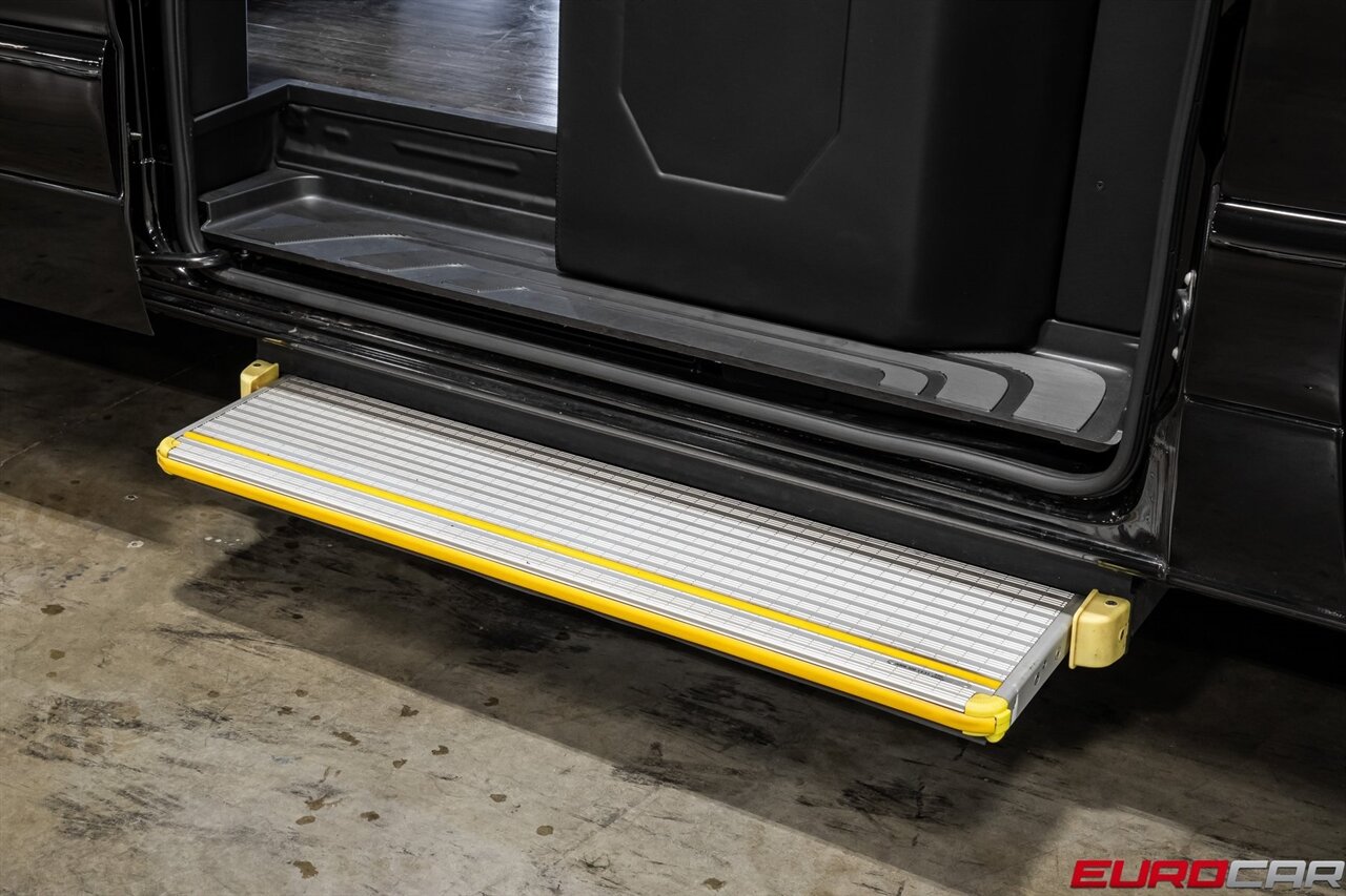 2022 Mercedes-Benz Sprinter Cargo 170 WB Extended  *CUSTOM INTERIOR * SHOOTING STAR HEADLINER* - Photo 27 - Costa Mesa, CA 92626