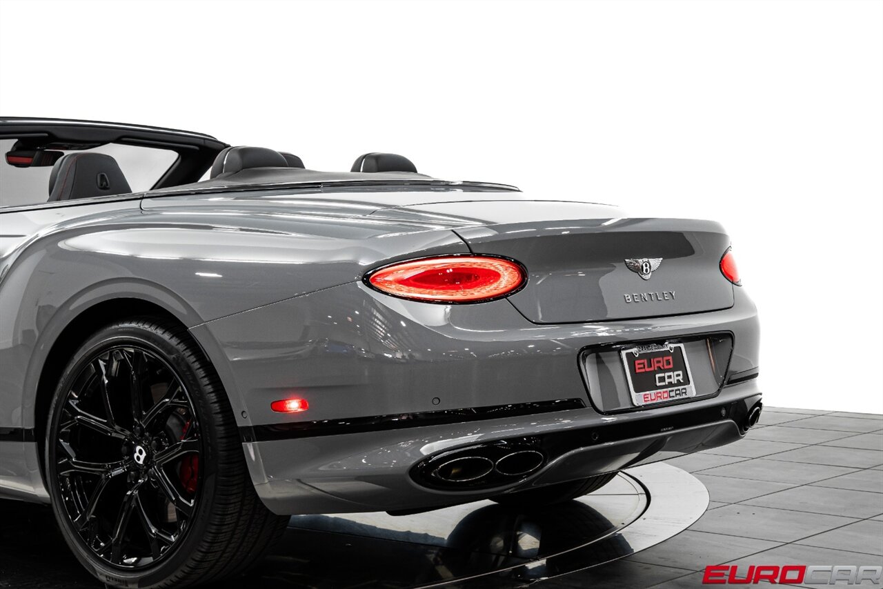 2023 Bentley Continental GTC Azure V8 *CARBON FIBER INTERIOR TRIM * TWO-TONE INTERIOR* - Photo 16 - Costa Mesa, CA 92626
