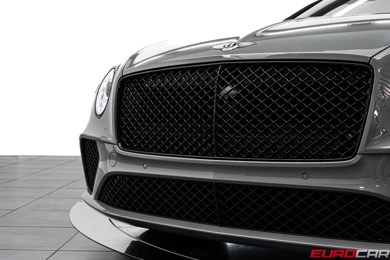 2023 Bentley Continental GTC Azure V8 *CARBON FIBER INTERIOR TRIM * TWO-TONE INTERIOR* - Photo 11 - Costa Mesa, CA 92626