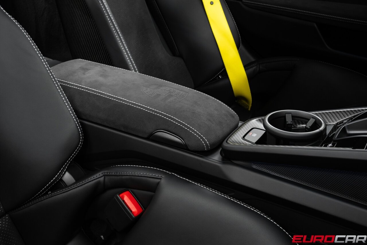 2025 Porsche 911 GT3 *WEISSACH PACKAGE * CARBON FIBER FOLDING BUCKET SEATS * FRONT LIFT * FRONT PPF* - Photo 44 - Costa Mesa, CA 92626