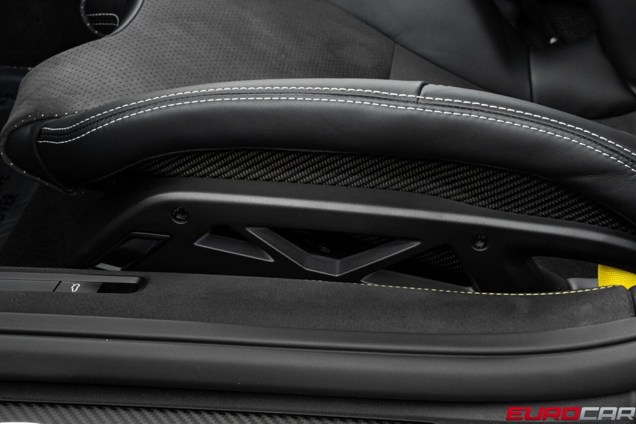 2025 Porsche 911 GT3 *WEISSACH PACKAGE * CARBON FIBER FOLDING BUCKET SEATS * FRONT LIFT * FRONT PPF* - Photo 52 - Costa Mesa, CA 92626
