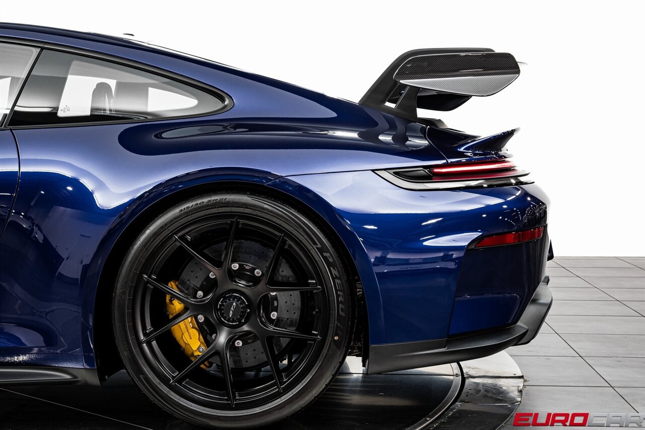 2025 Porsche 911 GT3 *WEISSACH PACKAGE * FOLDING BUCKET SEATS * FRONT LIFT * FRONT PPF* - Photo 22 - Costa Mesa, CA 92626