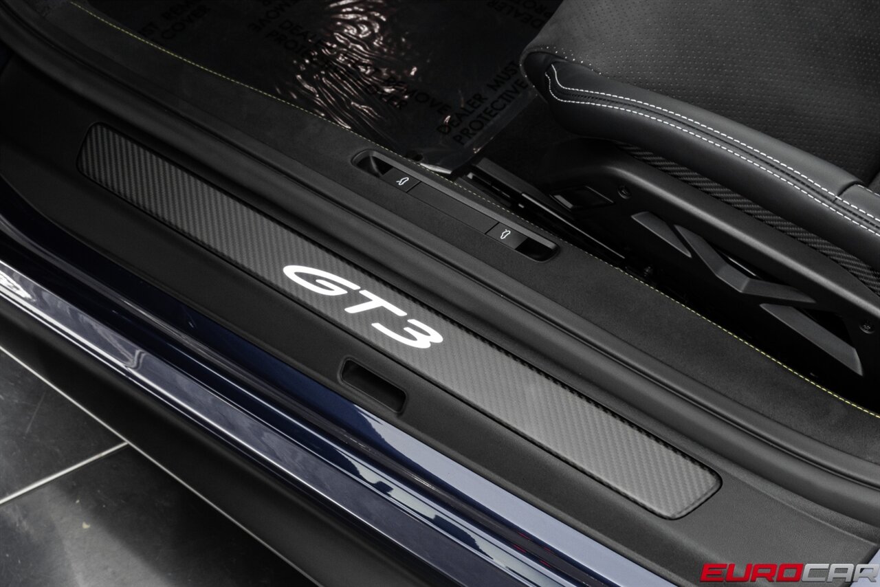 2025 Porsche 911 GT3 *WEISSACH PACKAGE * CARBON FIBER FOLDING BUCKET SEATS * FRONT LIFT * FRONT PPF* - Photo 53 - Costa Mesa, CA 92626