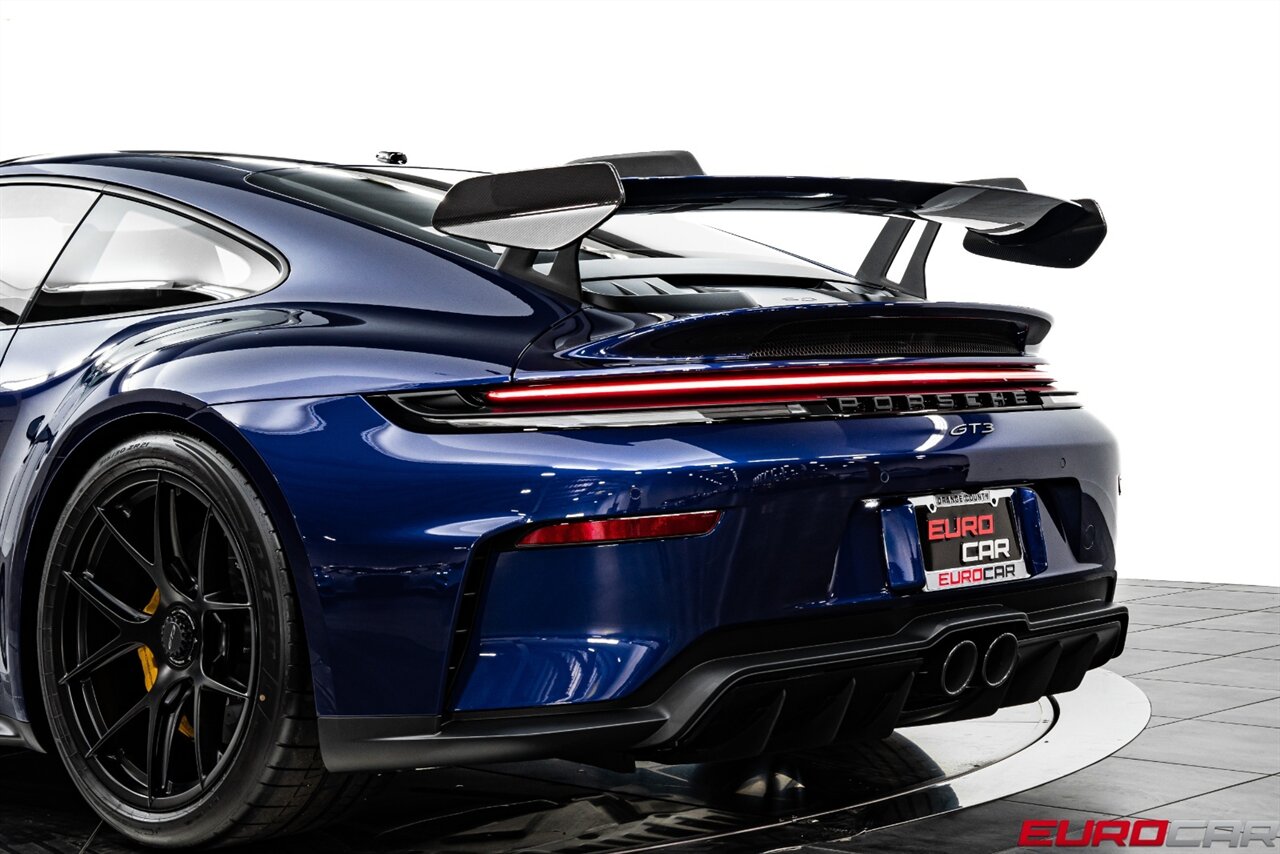 2025 Porsche 911 GT3 *WEISSACH PACKAGE * CARBON FIBER FOLDING BUCKET SEATS * FRONT LIFT * FRONT PPF* - Photo 23 - Costa Mesa, CA 92626