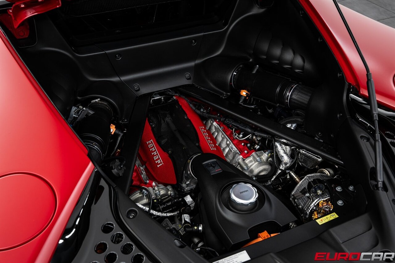 2023 Ferrari SF90 Stradale  *FACTORY MATTE PAINT * CARBON OPTIONS * FULL BODY PPF* - Photo 22 - Costa Mesa, CA 92626