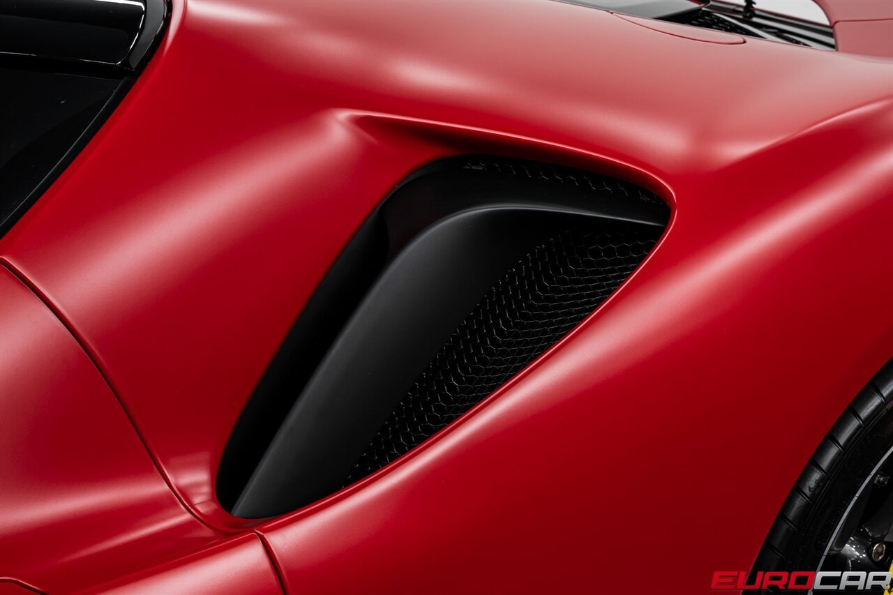 2023 Ferrari SF90 Stradale  *FACTORY MATTE PAINT * CARBON OPTIONS * FULL BODY PPF* - Photo 18 - Costa Mesa, CA 92626