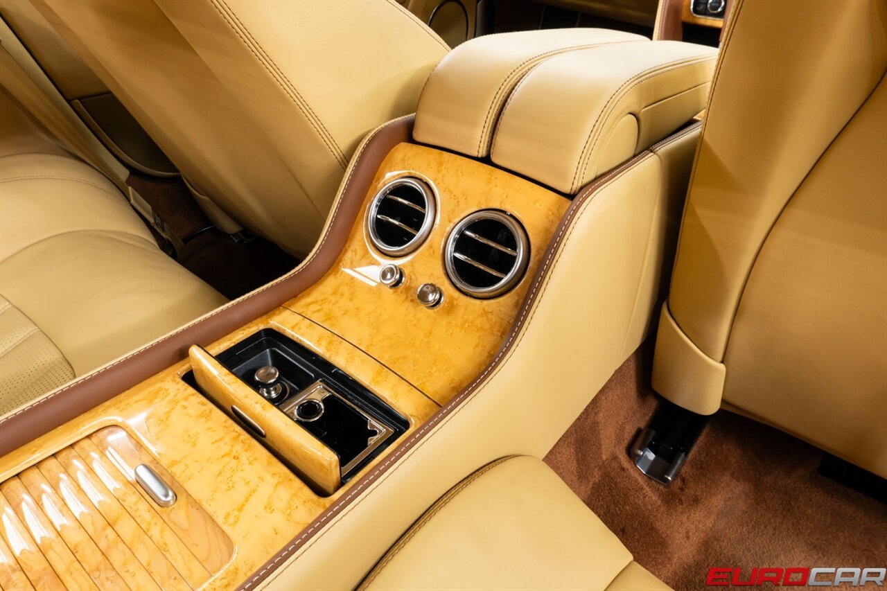 2012 Bentley Continental GT GT  *CARBON FIBER EXTERIOR * TWO-TONE INTERIOR* - Photo 34 - Costa Mesa, CA 92626