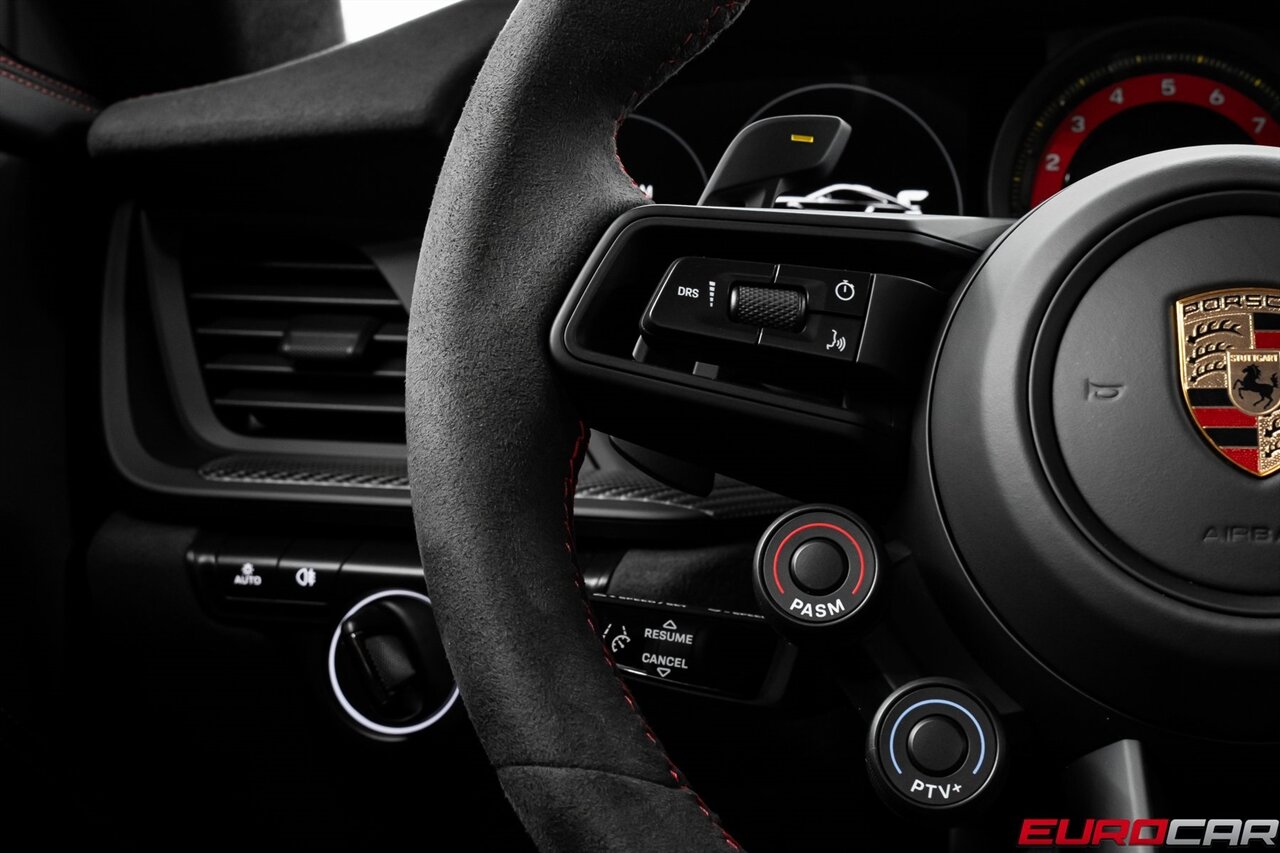 2025 Porsche 911 GT3 RS *WEISSACH PACKAGE * CARBON FIBER BUCKET SEATS * FRONT AXLE LIFT* - Photo 33 - Costa Mesa, CA 92626