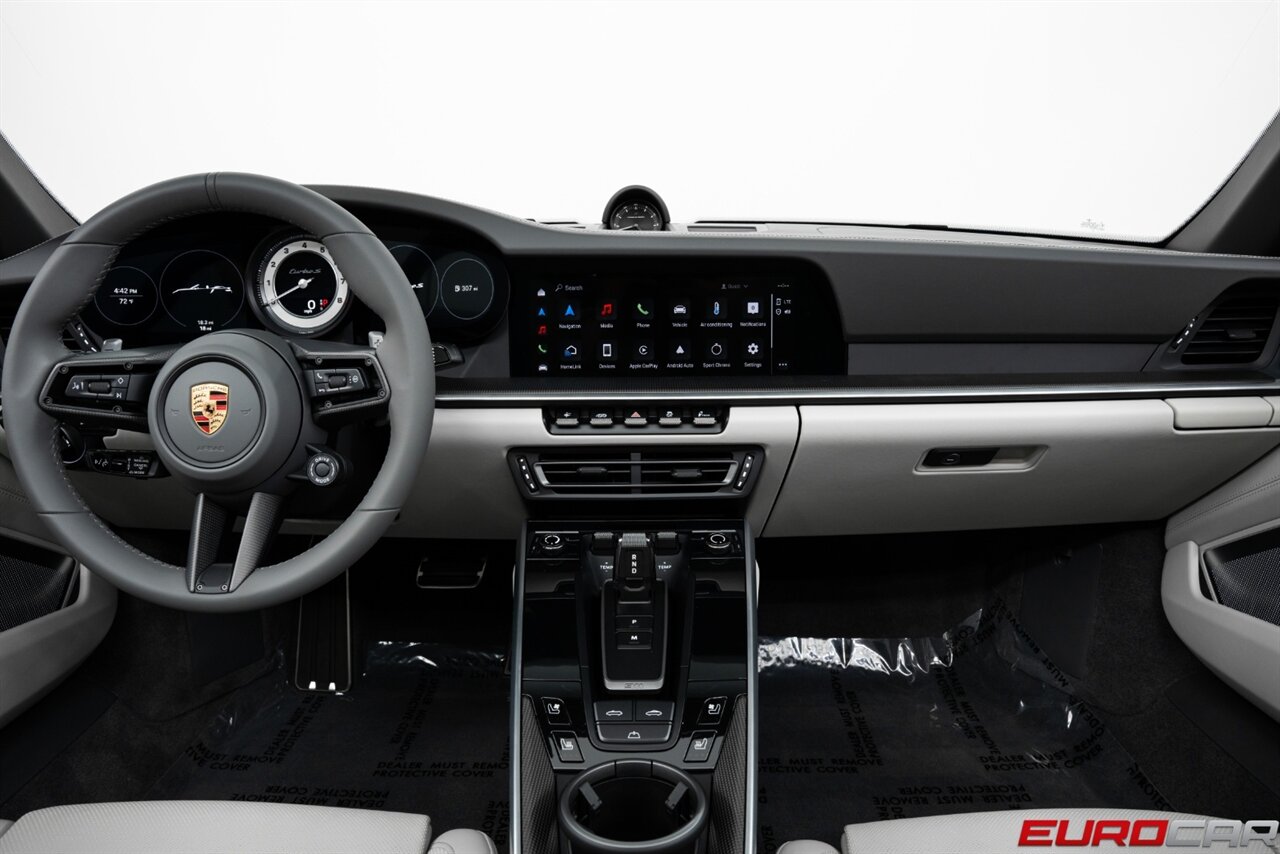 2025 Porsche 911 Turbo S *SPORTDESIGN PACKAGE * CERAMIC BRAKES * SPORT EXHAUST SYSTEM* - Photo 28 - Costa Mesa, CA 92626