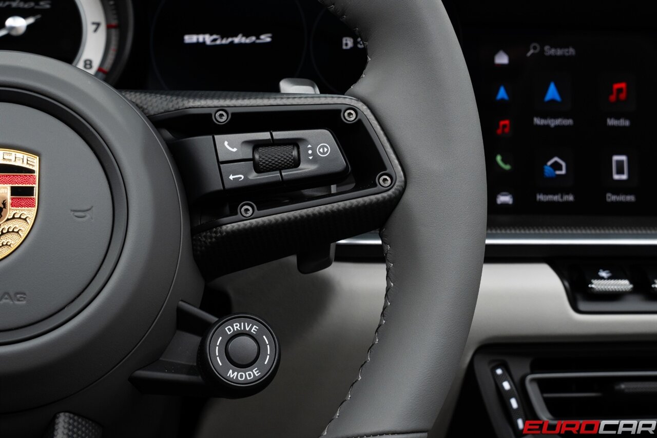 2025 Porsche 911 Turbo S *SPORTDESIGN PACKAGE * CERAMIC BRAKES * SPORT EXHAUST SYSTEM* - Photo 33 - Costa Mesa, CA 92626