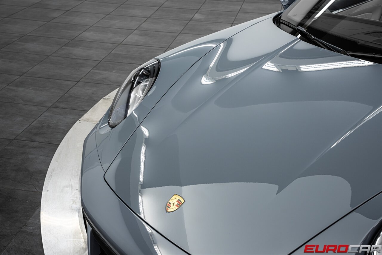 2025 Porsche 911 Turbo S *SPORTDESIGN PACKAGE * CERAMIC BRAKES * SPORT EXHAUST SYSTEM* - Photo 11 - Costa Mesa, CA 92626