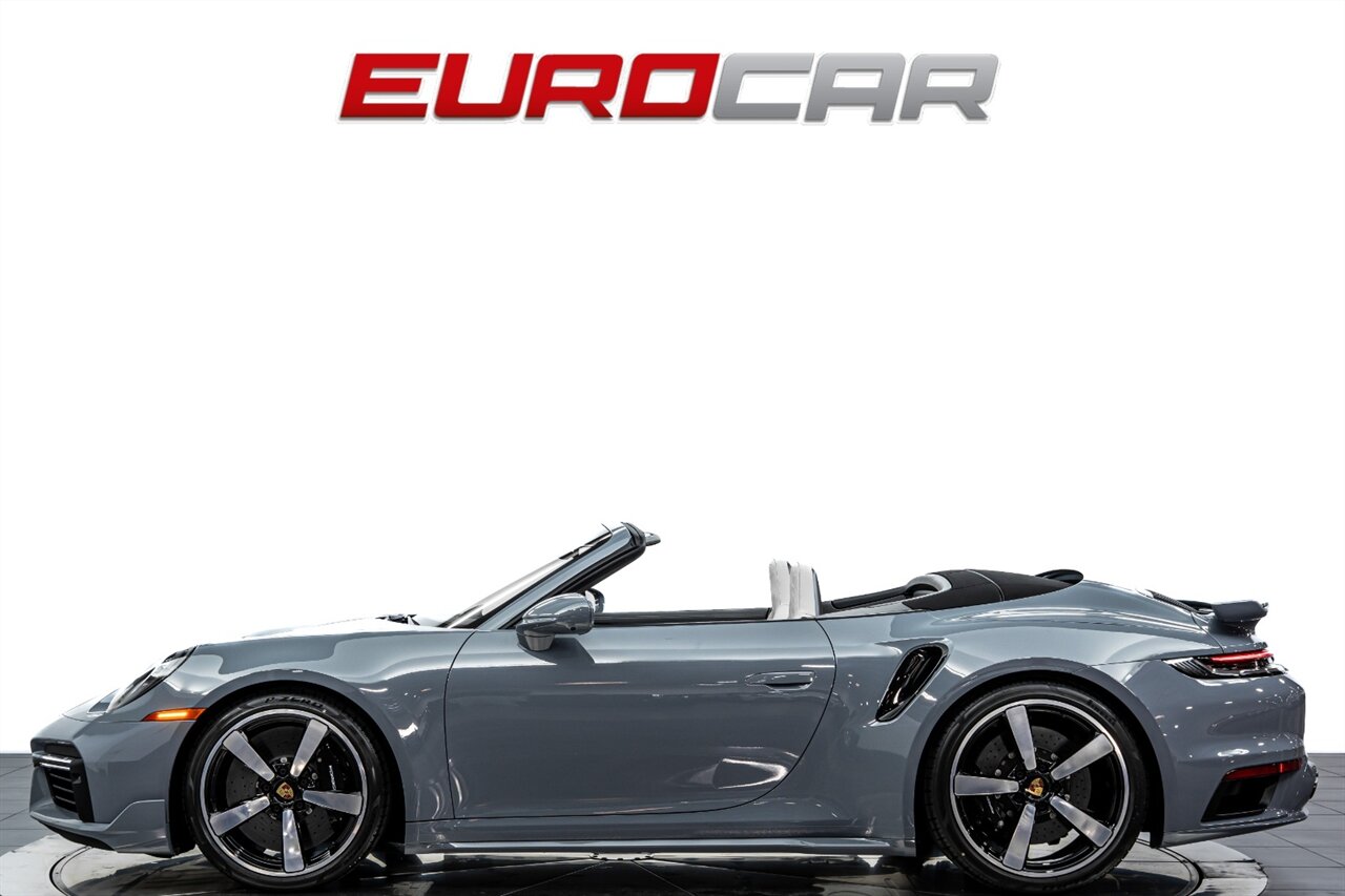 2025 Porsche 911 Turbo S *SPORTDESIGN PACKAGE * CERAMIC BRAKES * SPORT EXHAUST SYSTEM* - Photo 2 - Costa Mesa, CA 92626