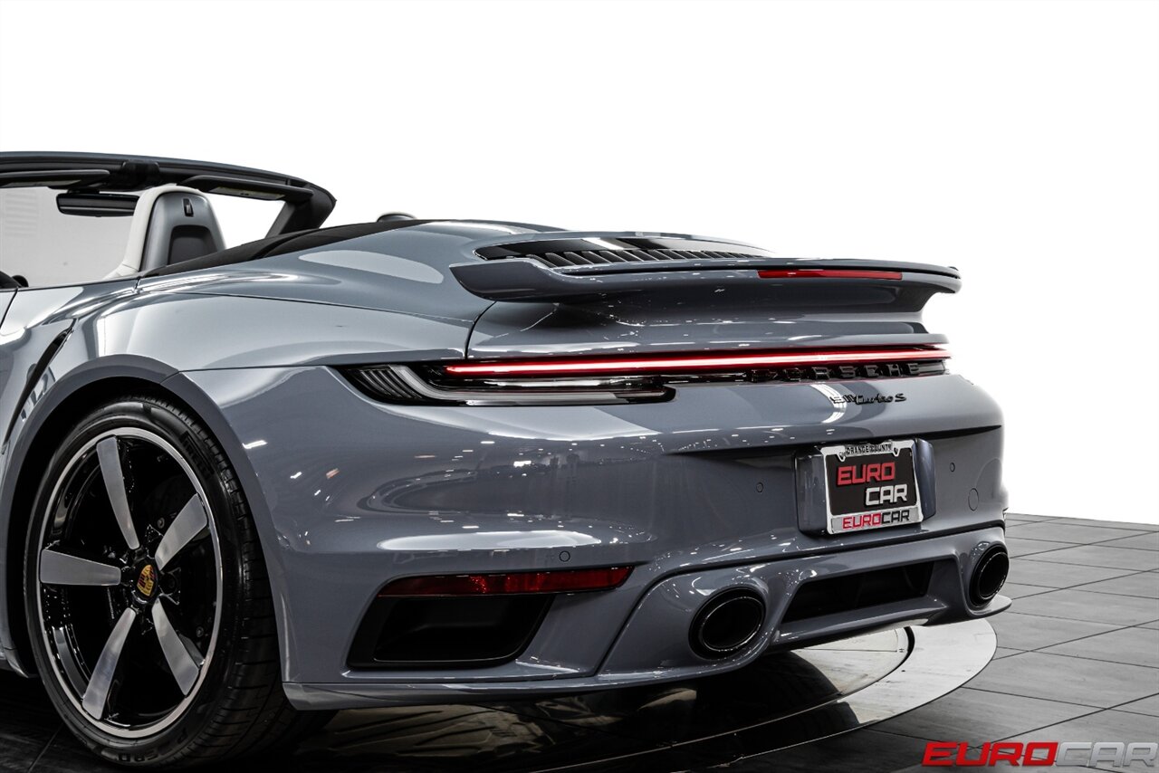 2025 Porsche 911 Turbo S *SPORTDESIGN PACKAGE * CERAMIC BRAKES * SPORT EXHAUST SYSTEM* - Photo 19 - Costa Mesa, CA 92626