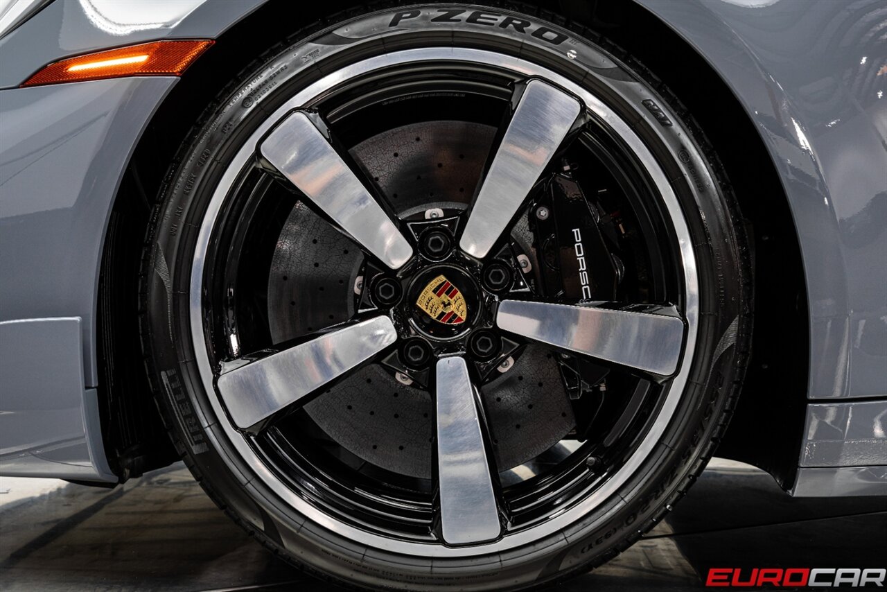 2025 Porsche 911 Turbo S *SPORTDESIGN PACKAGE * CERAMIC BRAKES * SPORT EXHAUST SYSTEM* - Photo 24 - Costa Mesa, CA 92626