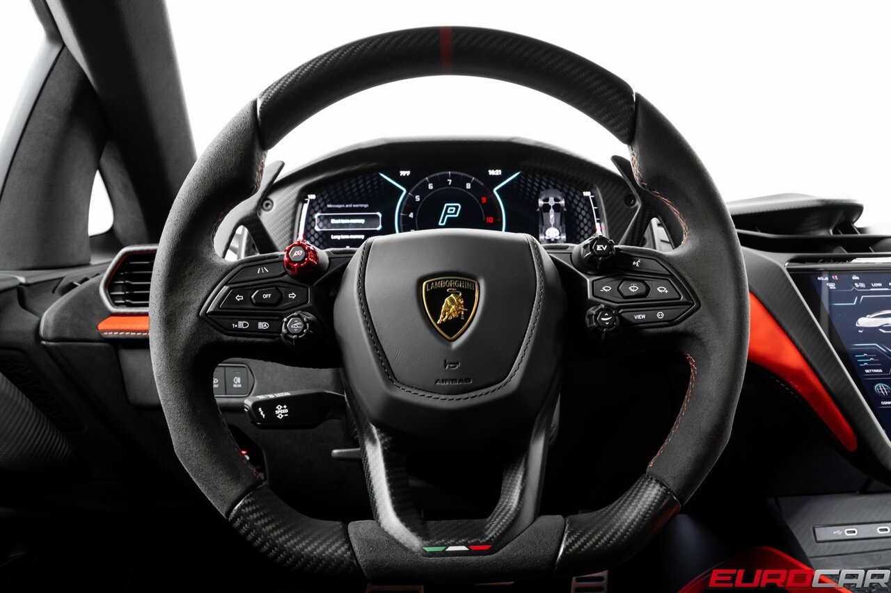 2025 Lamborghini Revuelto *$44,600 IN CARBON OPTIONS * SPECIAL PAINT * PPF* - Photo 38 - Costa Mesa, CA 92626