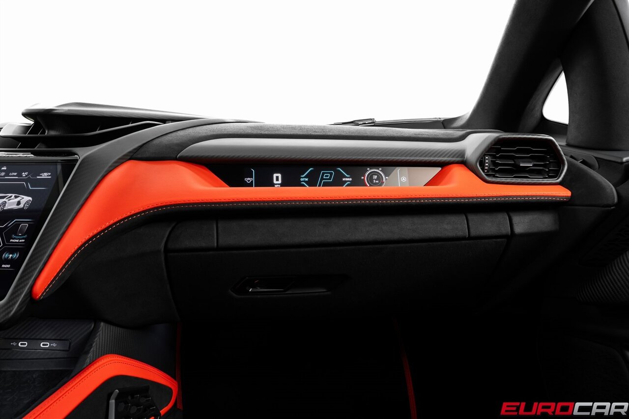 2025 Lamborghini Revuelto *$44,600 IN CARBON OPTIONS * SPECIAL PAINT * PPF* - Photo 44 - Costa Mesa, CA 92626